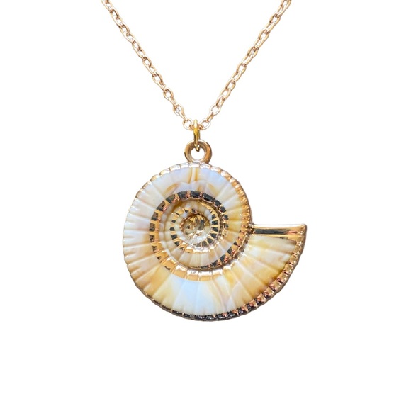 Jewelry - Handmade Rose Gold Seashell Necklace